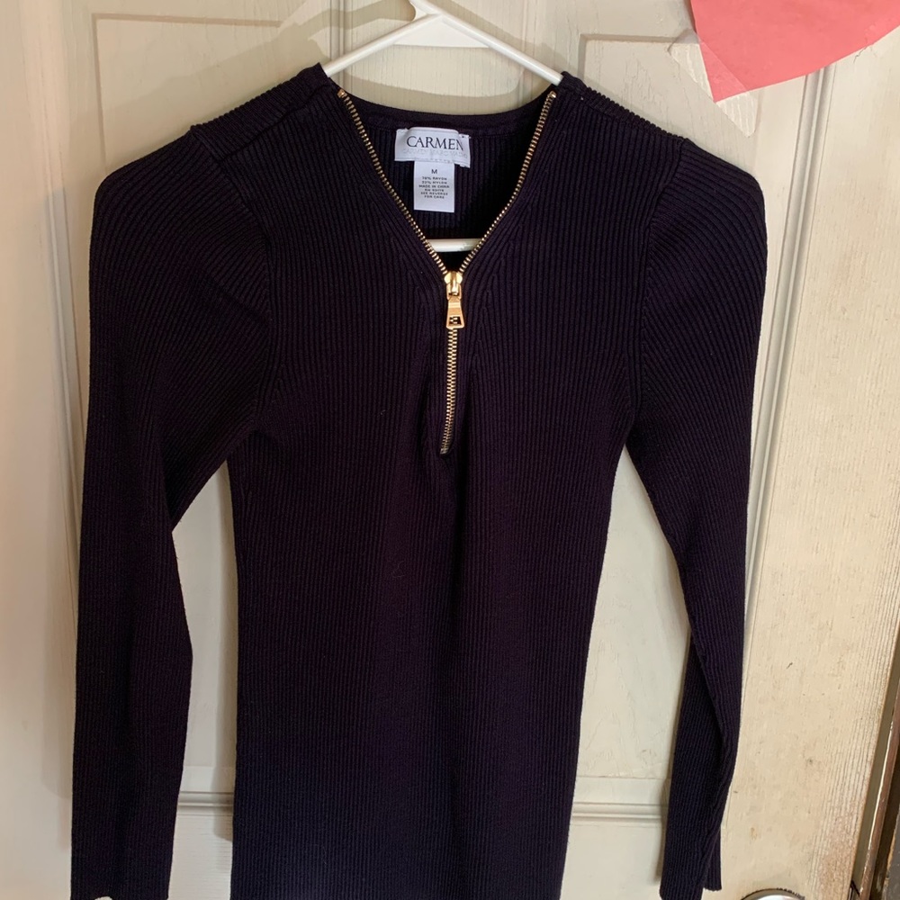 Womens black long sleeve M sweater